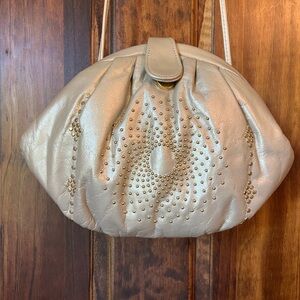 Vintage Ohh! Ashley metallic gold studded Cream Leather Bag‎